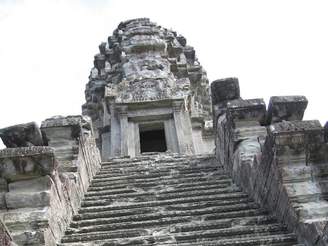 Discovered: Gargantuan Urartian Fortress at a High Elevation of 3,000 Meters in Turkey