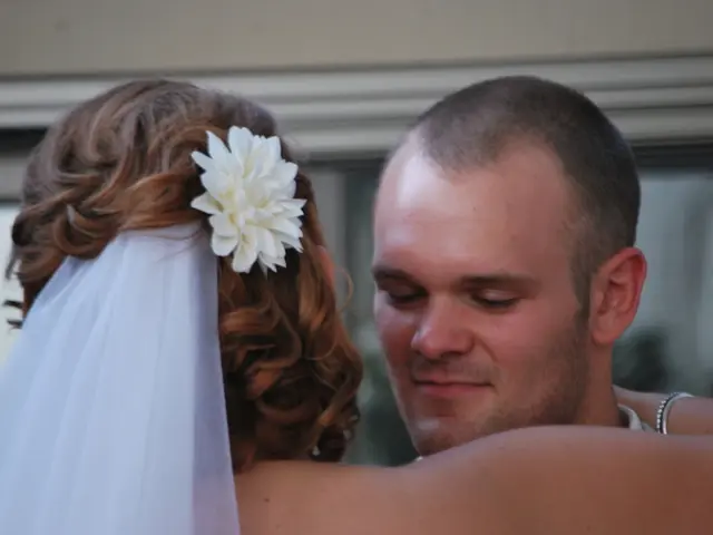 Understanding the Characteristics and Triggers of Anxious Attachment in Interpersonal Bondings