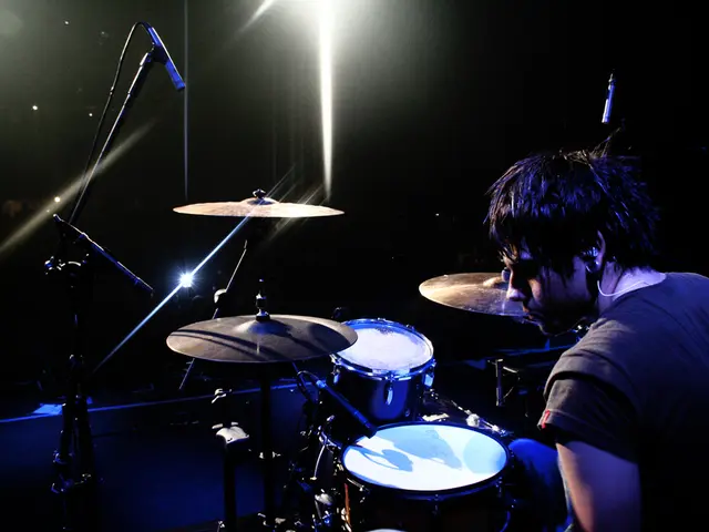 Staunch Source's Vibrational Encounters and Disorders: Achieving Elevated Frequencies