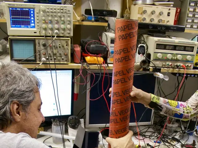 Long-term multitasking potentially impairs memory capabilities, scientists warn