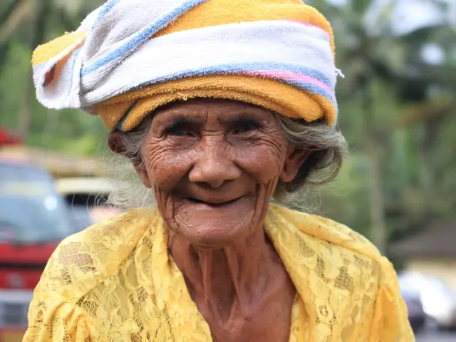 Aging with unwavering optimism: Marie-Luise Marjan celebrates her 85th birthday amidst challenges