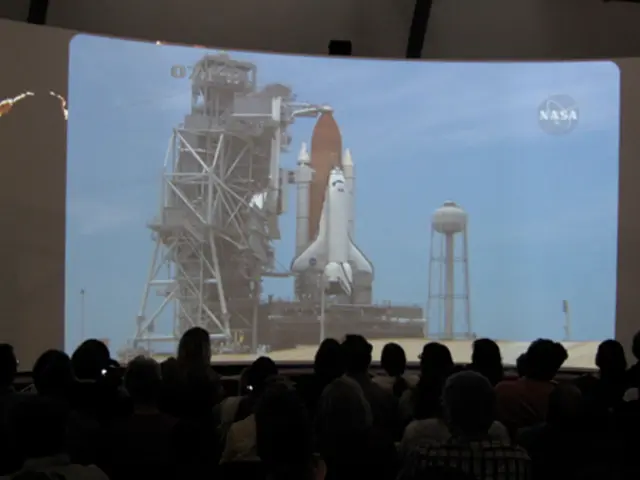 "Business 'My' Introduces Contest"